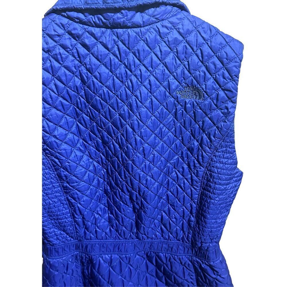 The North Face Women's Quilted Vest - Blue - Picture 3 of 5